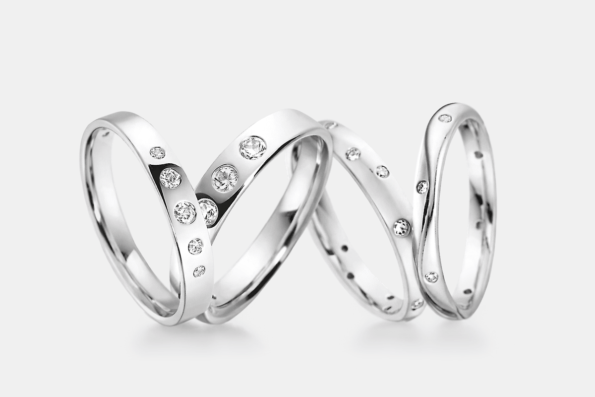 Classic Diamond Rings