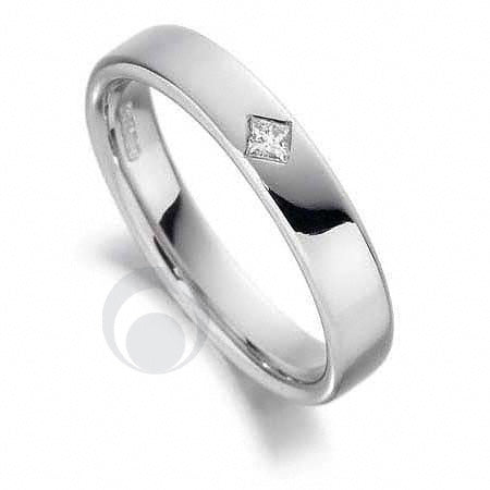 A polished platinum diamond platinum wedding ring with a princess-cut diamond centerpiece.