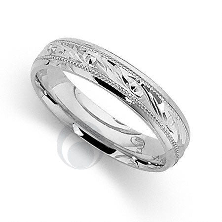 A platinum patterned wedding ring with a classic cut design and polished finish.