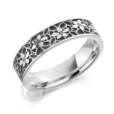 Floral Patterned Platinum Wedding Ring